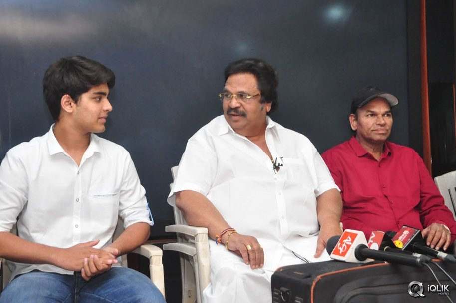 Dasari-Narayana-Rao-Appreciate-To-Nirmala-Convent-Movie-Team